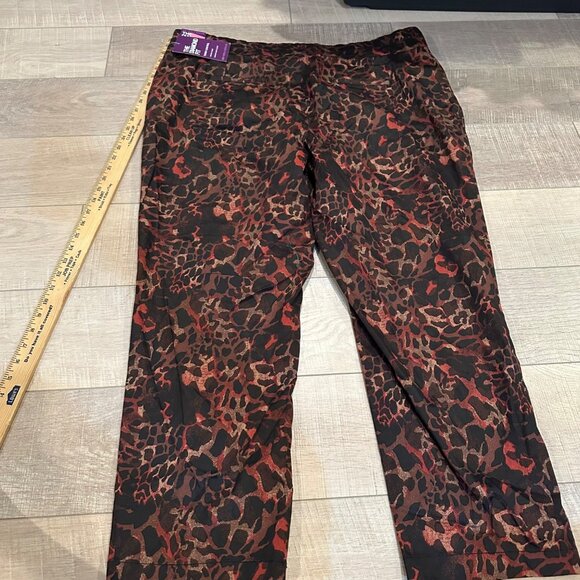 BEVERLY DRIVE WOMENS BOLD LEOPARD PRINT PANTS 22W NEW - Picture 10 of 10